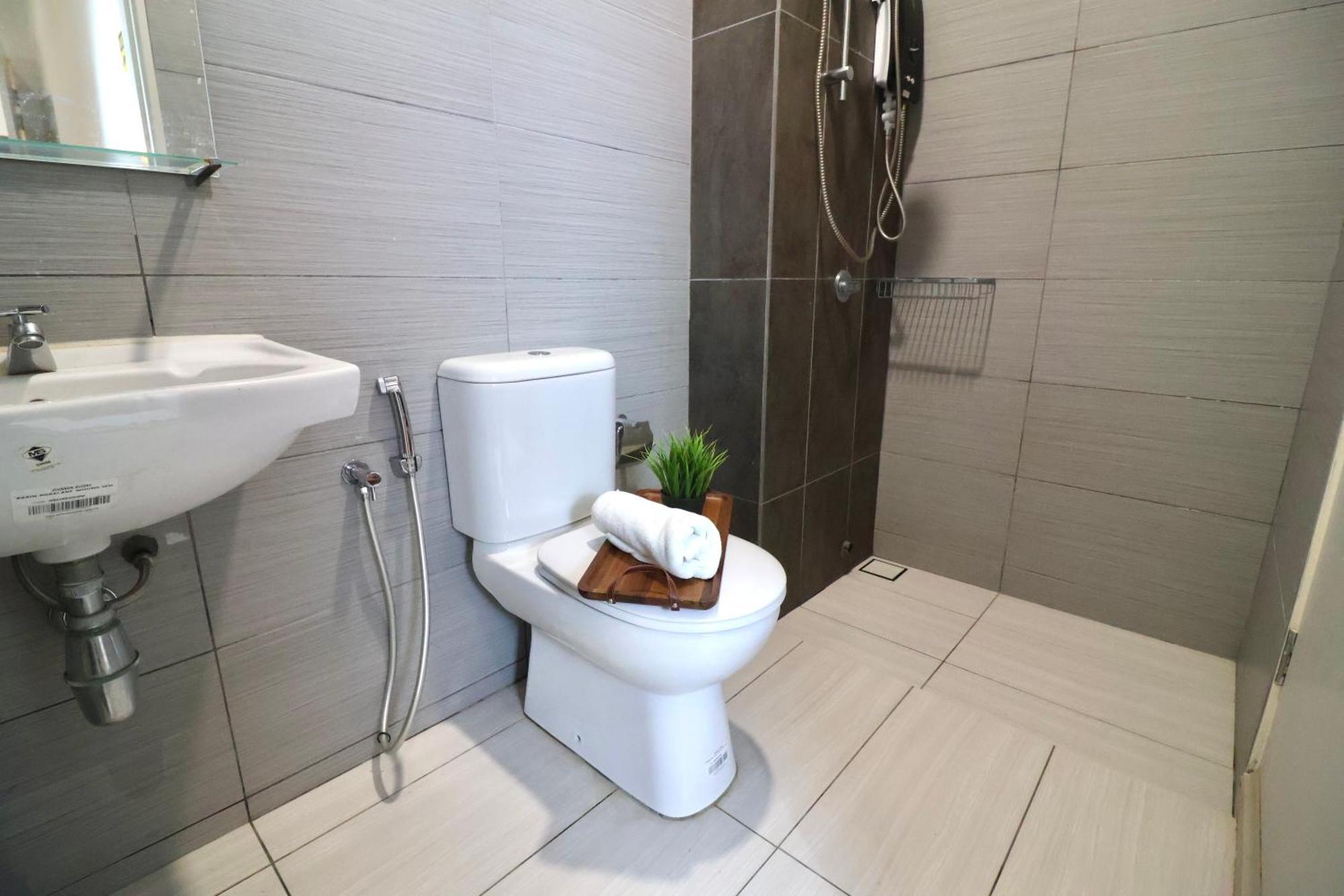 Luxury 2-Storey Terrace House Near Ioi City Mall Путраджая Екстериор снимка